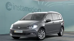 Grau Gebraucht 2024 VW Touran Move Van / Kleinbus | 33.020 € (Guter Preis)