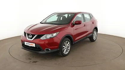 Gebraucht Nissan Qashqai Acenta 116 PS (85 kW) 2017 Rot SUV