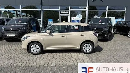 Beige Neu 2025 Suzuki Swift Club Kleinwagen | 19.990 €