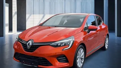 Begagnad Renault Clio V Intens 91 HK (66 kW) 2022 Orange Sedan