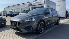 Blau (dynamicblaumetallic) Gebraucht 2020 Ford Focus ST-Line Limousine | 16.490 € (Guter Preis)