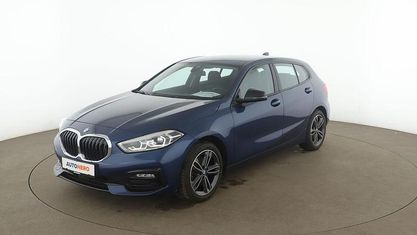 Używany BMW 118 Sport Line 2021 Niebieski Hatchback