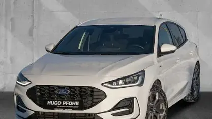 Gebraucht Ford Focus ST-Line 125 PS (91 kW) 2022 Weiß Limousine