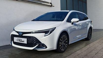 Gebraucht Toyota Corolla Team 196 PS (144 kW) 2024 Weiß Kombi
