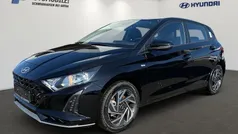 Grün Neu 2024 Hyundai i20 Trend Limousine | 20.990 € (Guter Preis)