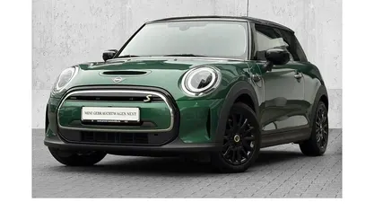 Grün Gebraucht 2021 Mini Cooper SE Classic Kleinwagen | 17.770 € (Fairer Preis)