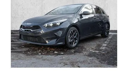 Neu Kia Ceed Style 101 PS (74 kW) 2026 (h8g) dark penta met Kleinwagen