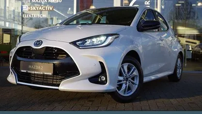 Weiß northern white pearl Gebraucht 2023 Mazda 2 Comfort Kleinwagen | 19.990 € (Superpreis)