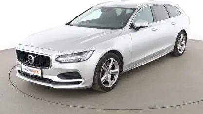 Gebraucht Volvo V90 Momentum 190 PS (139 kW) 2018 Grau Kombi