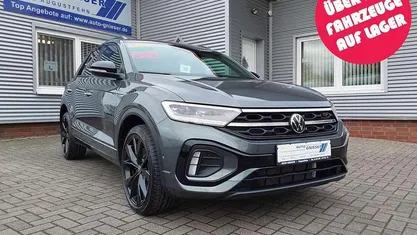 Indium grey Gebraucht 2025 VW T-Roc Style SUV | 33.900 € (Fairer Preis)