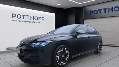 Gebraucht VW Golf VIII R-line 150 PS (110 kW) 2025 Schwarz Limousine