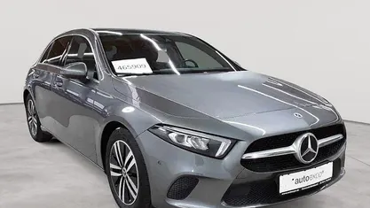 Gebraucht Mercedes A200 Progressive 163 PS (119 kW) 2021 Limousine