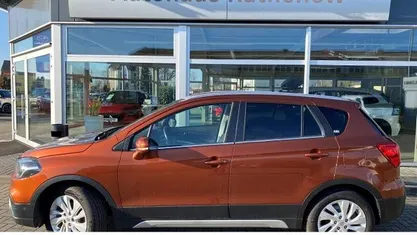 Gebraucht Suzuki SX4 S-Cross Comfort 140 PS (102 kW) 2017 Braun Limousine
