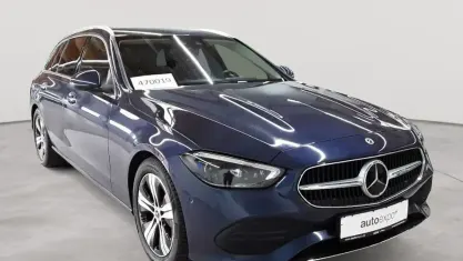 Gebraucht Mercedes C200 Avantgarde 204 PS (150 kW) 2023 Sodalithblau metallic Kombi