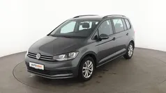Gebraucht 2018 VW Touran Comfortline Van / Kleinbus | 19.310 € (Fairer Preis)