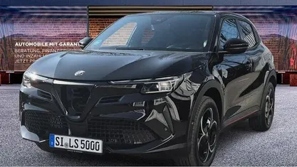 Andere Gebraucht 2025 Alfa Romeo Junior Edizione Speciale SUV | 33.620 € (Fairer Preis)