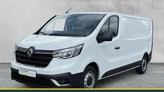 Weiß Gebraucht 2022 Renault Trafic Komfort Van | 17.490 € (Fairer Preis)