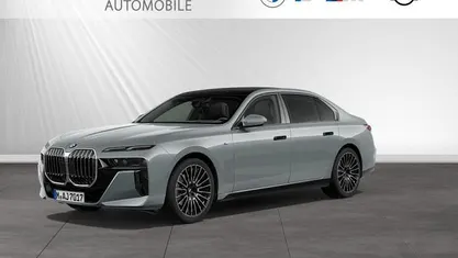 Gebraucht BMW 740 M Sport 299 PS (219 kW) 2025 Brooklyn grau metallic Limousine