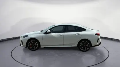 Käytetty BMW 223 M Sport 218 HP (160 kW) 2025 Valkoinen Sedan