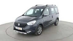Schwarz Gebraucht 2015 Dacia Dokker Stepway Van | 10.330 € (Fairer Preis)