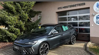 Neu Cupra Leon VZ 333 PS (244 kW) 2025 S7 magnetic tech metallic Kombi