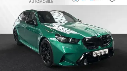 Gebraucht BMW M5 Comfort Edition 727 PS (534 kW) 2025 Isle of man grün metallic Kombi
