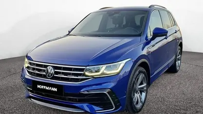 Gebraucht VW Tiguan R-line 150 PS (110 kW) 2022 Lapiz blue metallic SUV