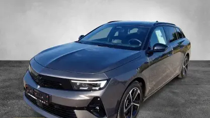 Gebraucht Opel Astra 131 PS (96 kW) 2025 Vulkan grau (metallic) Kleinwagen