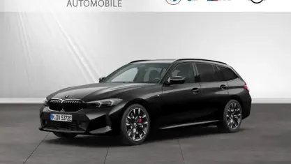 Gebraucht BMW 330e M Sport 292 PS (214 kW) 2024 Saphirschwarz metallic Kombi