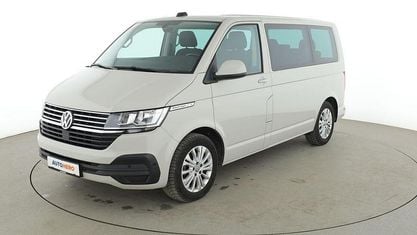 Używany VW Multivan Comfortline 150 KM (110 kW) 2021 Szary Minivan