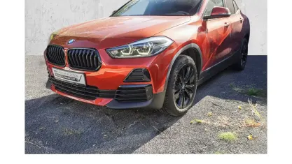 Gebraucht BMW X2 Sport Line 150 PS (110 kW) 2022 Sunset orange SUV