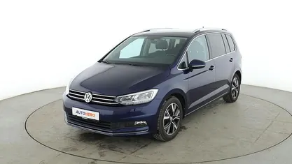 Gebraucht VW Touran Highline 150 PS (110 kW) 2020 Blau Van / Kleinbus