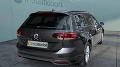 Grau Gebraucht 2019 VW Passat Business Kombi | 22.690 € (Fairer Preis)