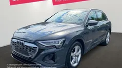 Grau (magnetgrau) Gebraucht 2024 Audi Q8 e-tron S-Line SUV | 53.470 € (Fairer Preis)