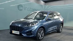 Blau Gebraucht 2024 Ford Kuga ST-Line SUV | 34.250 € (Fairer Preis)