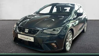 Gebraucht Seat Ibiza FR 110 PS (80 kW) 2023 Magnetic tech (grau) Kleinwagen
