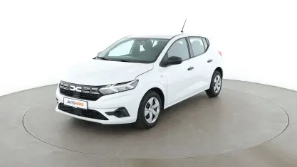 Gebraucht Dacia Sandero Essentiel 67 PS (49 kW) 2023 Weiß Kleinwagen