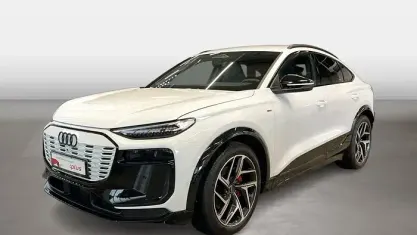 Gebraucht Audi Q6 Sportback e-tron Ambiente 284 kW (387 PS) 2025 Gletscherweiss SUV