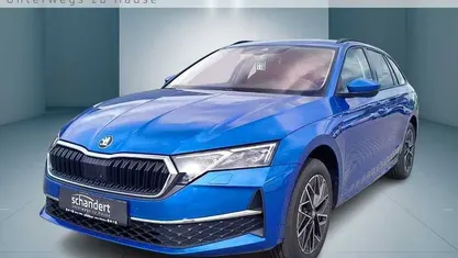 Raceblau metallic Neu 2025 Skoda Octavia Tour Kombi | 31.950 € (Guter Preis)