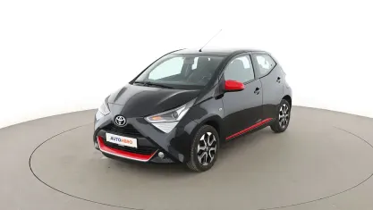 Gebraucht Toyota Aygo Connect Style 72 PS (52 kW) 2018 Schwarz Kleinwagen