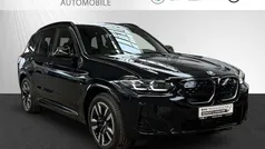 Schwarz Gebraucht 2023 BMW iX3 Sport Line SUV | 44.444 € (Superpreis)