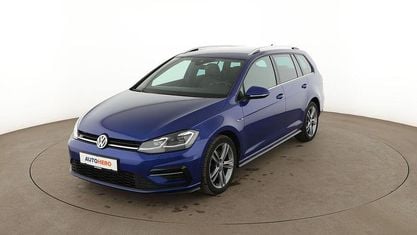 Używany VW Golf VII Highline 150 KM (110 kW) 2020 Niebieski Kombi