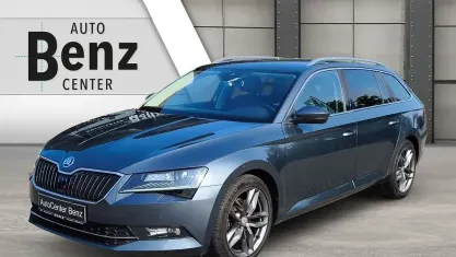 Gebraucht Skoda Superb Style 190 PS (139 kW) 2016 Grau Kombi