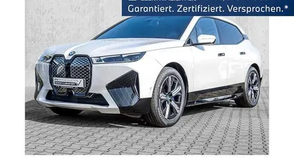 Weiß Gebraucht 2022 BMW iX Sport Line SUV | 43.590 € (Guter Preis)