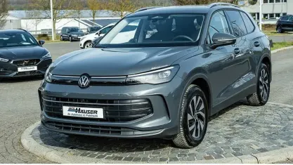 Second-hand VW Tiguan IQ Drive 150 CP (110 kW) 2025 Gri SUV