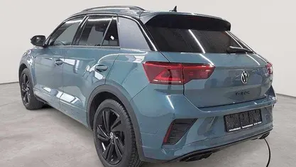 Gebraucht VW T-Roc R-line 150 PS (110 kW) 2025 Petroleum blue metallic SUV