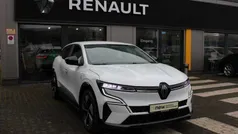 Gletscherweiß Gebraucht 2022 Renault Mégane Limousine | 20.490 € (Guter Preis)