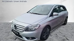 Silber Gebraucht 2014 Mercedes B180 Style Van / Kleinbus | 11.490 €