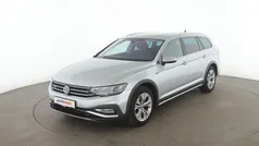 Grau Gebraucht 2019 VW Passat Alltrack Kombi | 27.390 € (Fairer Preis)