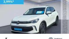 Weiß Gebraucht 2024 VW Tiguan Life SUV | 34.980 € (Fairer Preis)